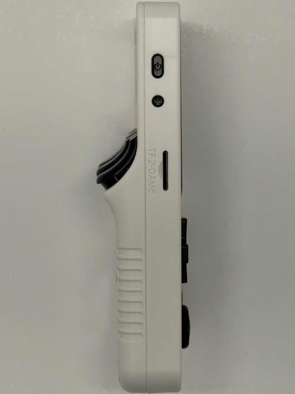 R36S - White