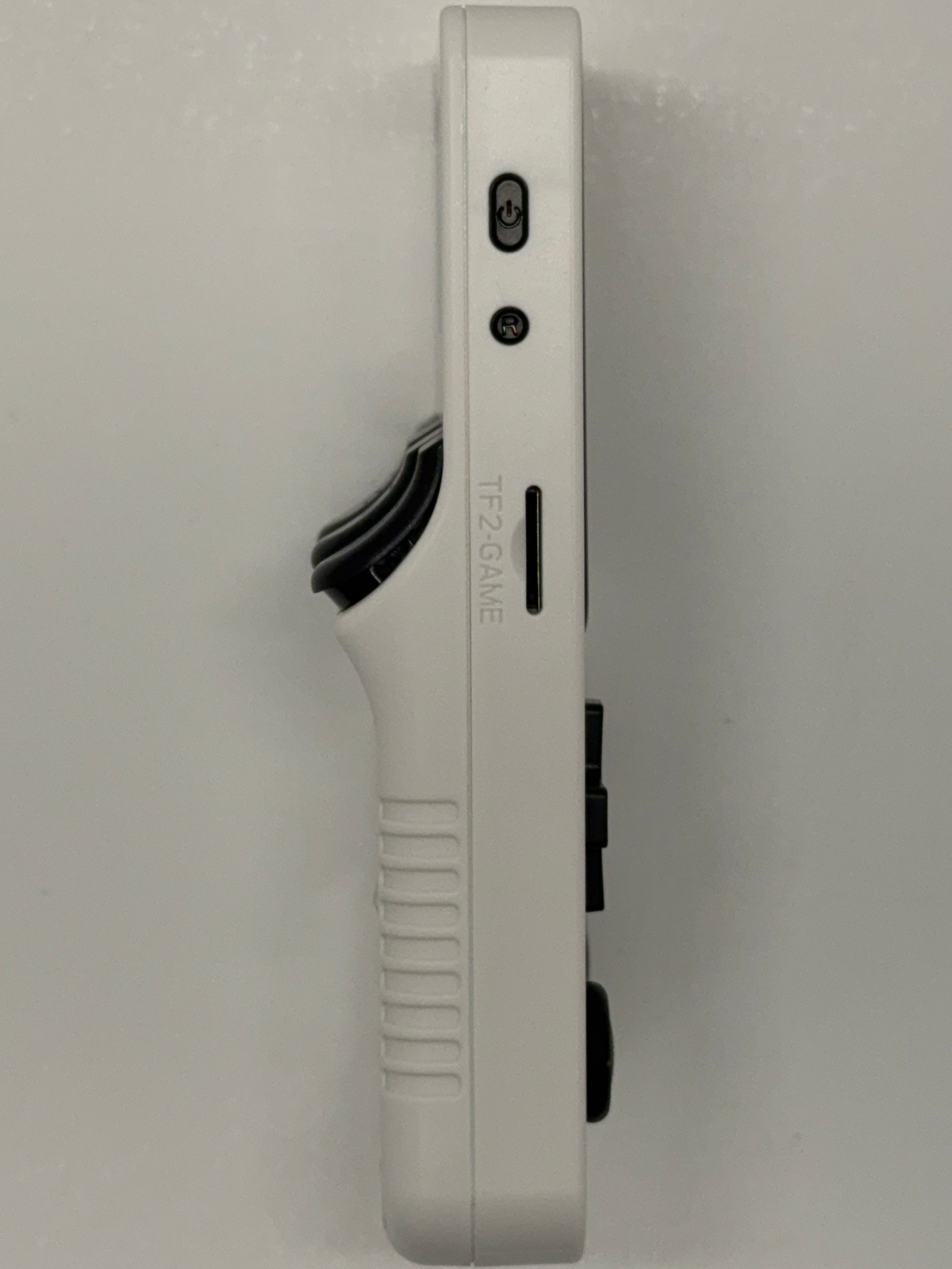 R36S - White