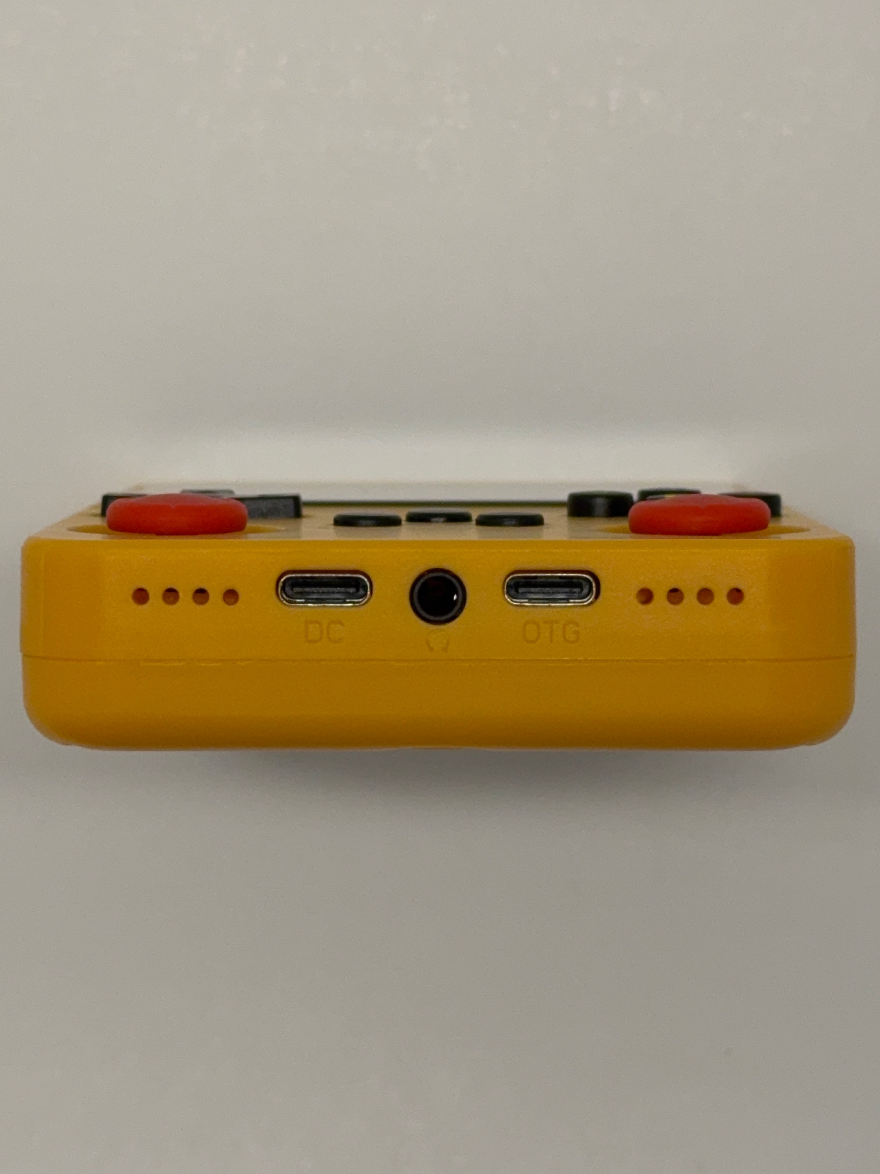 R36S - Yellow